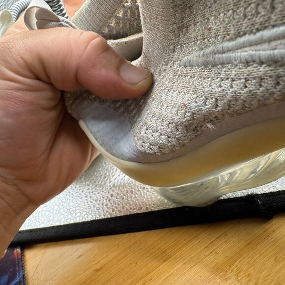 Size 9 Nike Air VaporMax Flyknit White Pure Platinum Womens Sneakers DC4112-100 - Picture 10 of 13